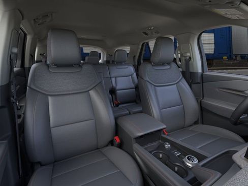 New 2026 Ford Explorer Active w/ Active Comfort Package image 11