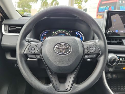 Used 2024 Toyota RAV4 XLE image 14