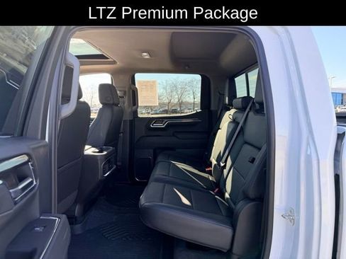 Certified 2024 Chevrolet Silverado 1500 LTZ w/ LTZ Premium Package image 9