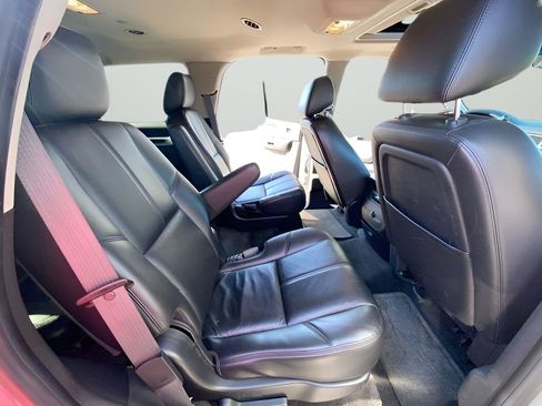 Used 2011 Chevrolet Tahoe LT w/ Luxury Package AWD/4WD image 23
