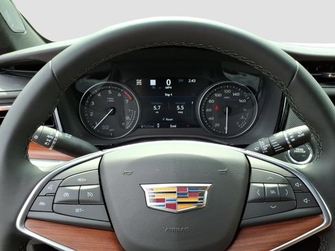 New 2026 Cadillac XT5 Premium Luxury AWD/4WD image 14