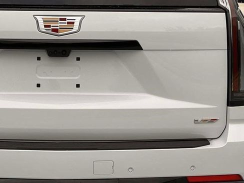 New 2026 Cadillac Escalade V AWD/4WD image 5