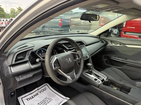 Used 2017 Honda Civic EX image 6