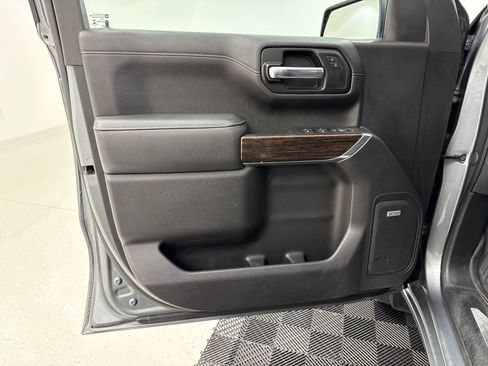 Used 2021 GMC Sierra 1500 Elevation w/ Preferred Package AWD/4WD image 17