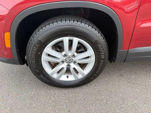 Used 2016 Volkswagen Tiguan S AWD/4WD image 12