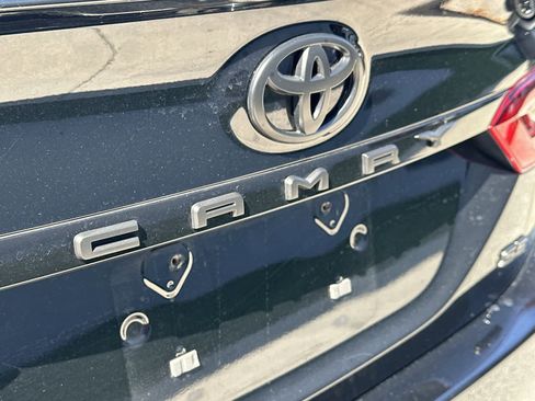 Used 2023 Toyota Camry SE FWD image 15