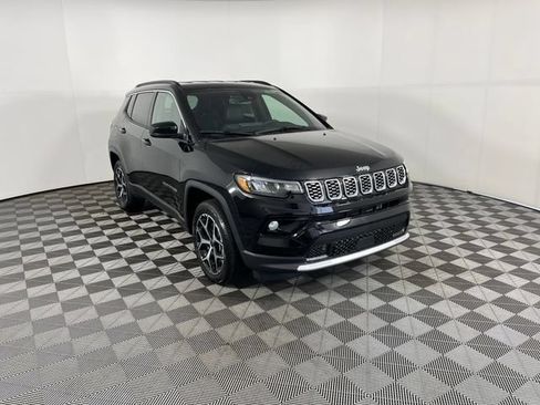 New 2026 Jeep Compass Limited AWD/4WD image 3