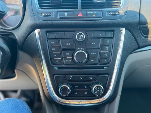 Used 2015 Buick Encore FWD image 27