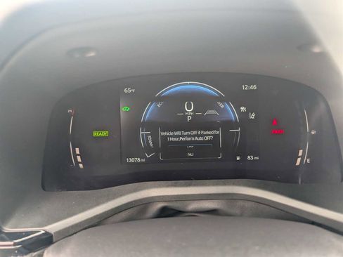 Certified 2025 Toyota Camry SE w/ Convenience Package image 12