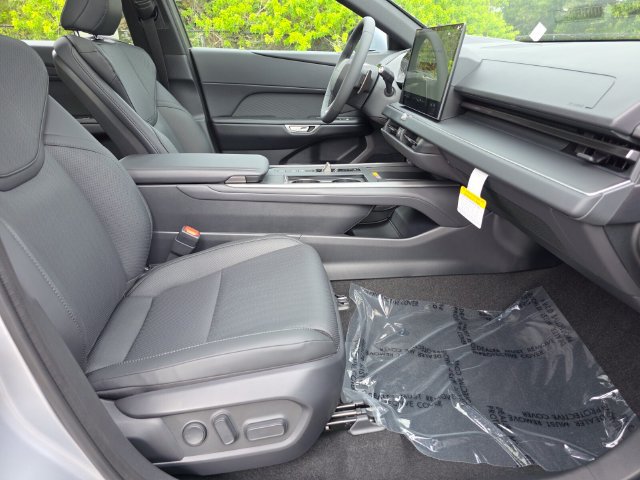 New 2026 Lexus ES 350e w/ Convenience Package FWD image 10