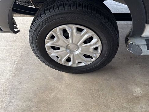 Used 2024 Ford Transit 250 Low Roof w/ Exterior Upgrade Package image 12