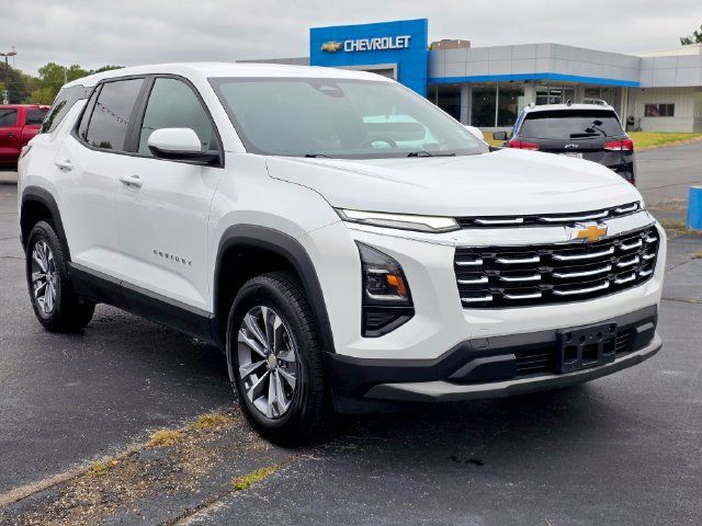Used 2026 Chevrolet Equinox LT FWD image 16