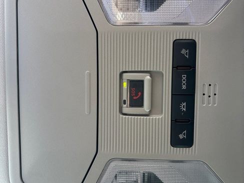 Used 2024 Toyota RAV4 XLE FWD image 29