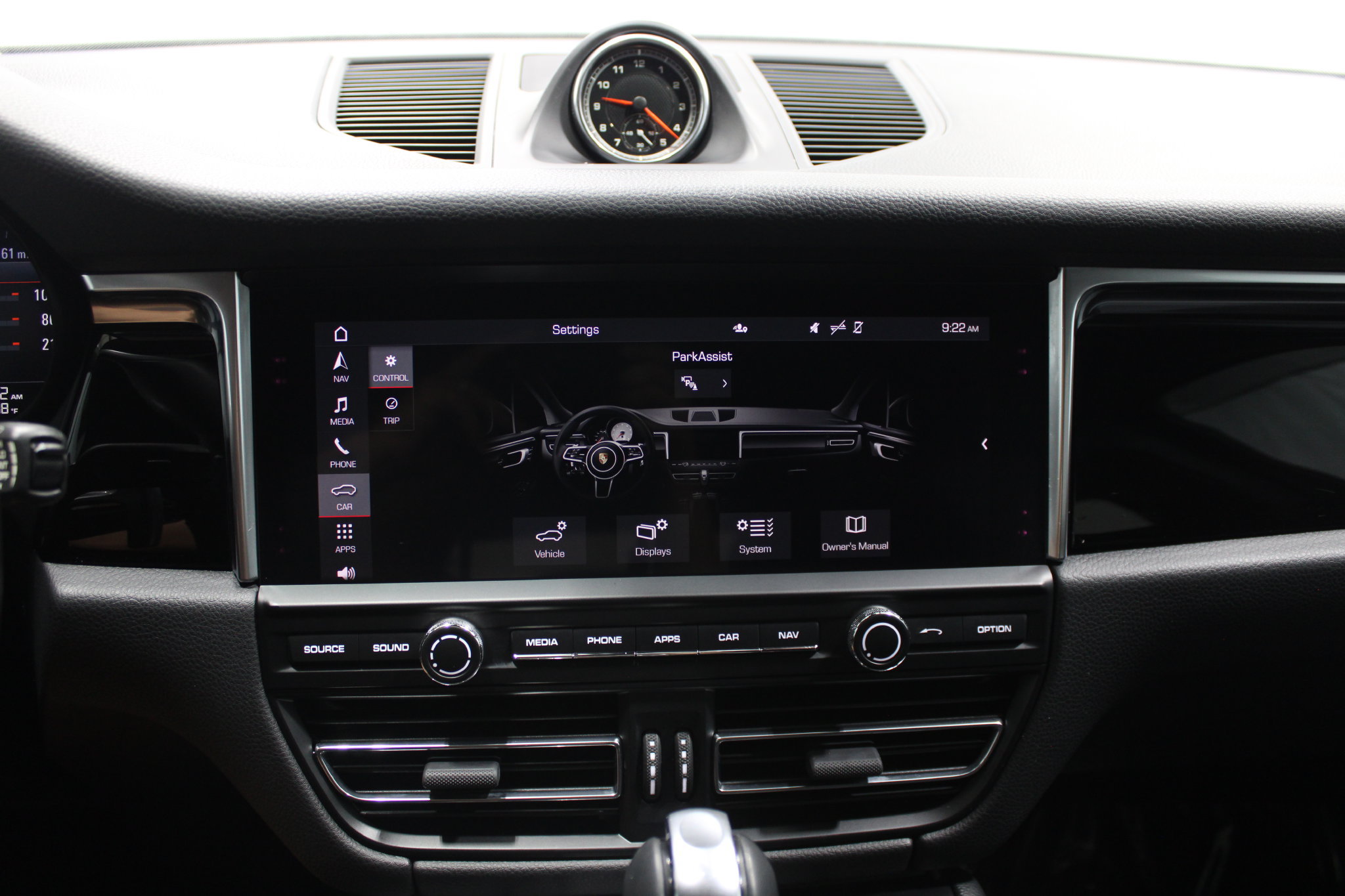 Used 2021 Porsche Macan S AWD/4WD image 32