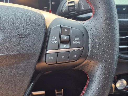 Used 2024 Ford Escape ST-Line w/ Tech Pack #1 AWD/4WD image 13