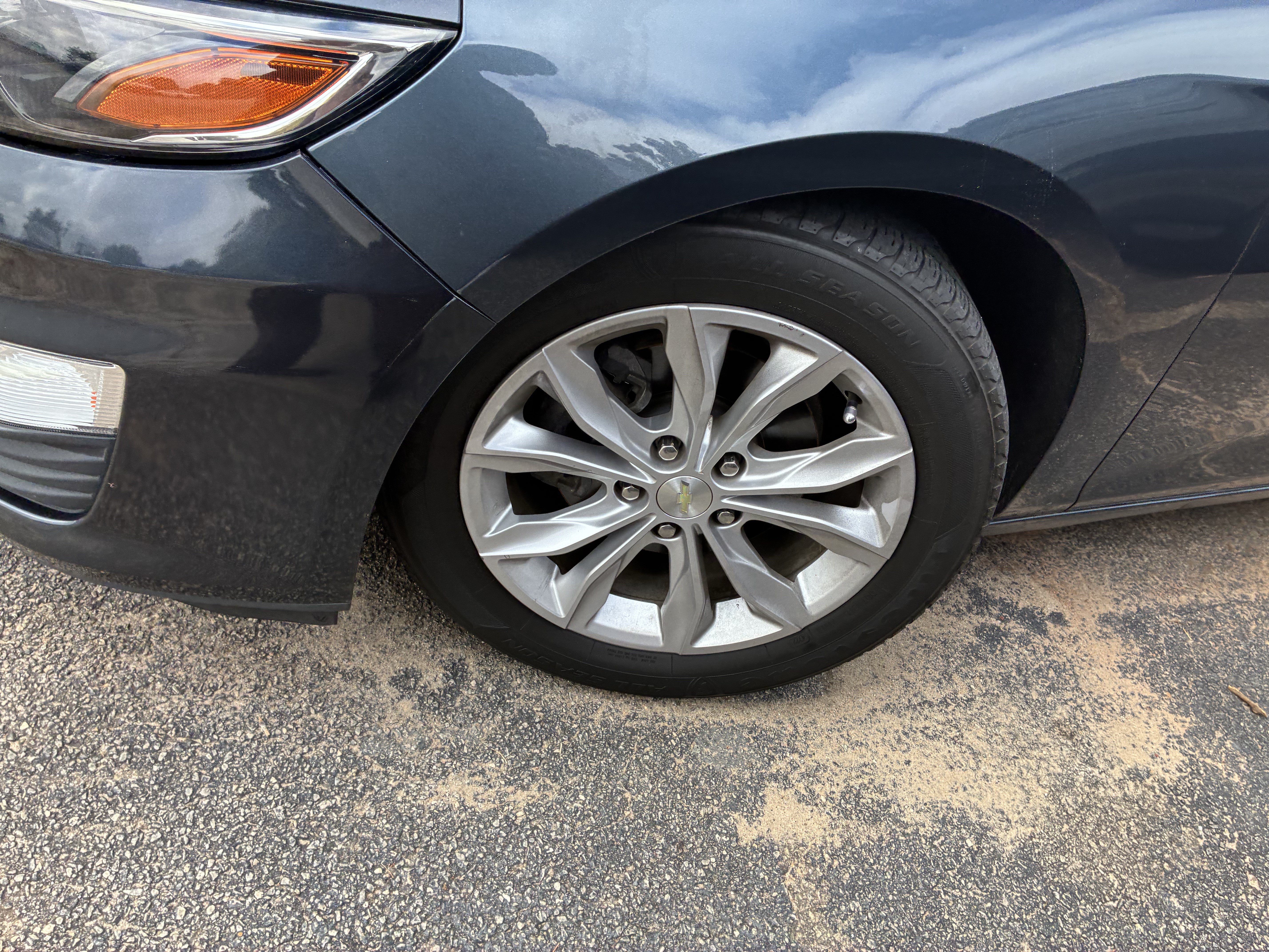 Used 2019 Chevrolet Malibu LT FWD image 5