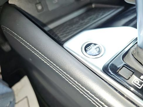 Used 2024 Nissan Altima 2.5 SL AWD/4WD image 19