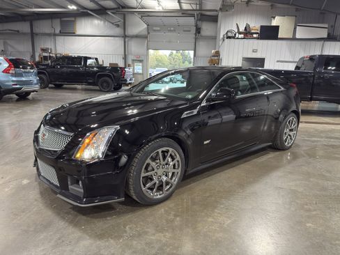 Used 2011 Cadillac CTS V w/ Wood Trim Package RWD image 6