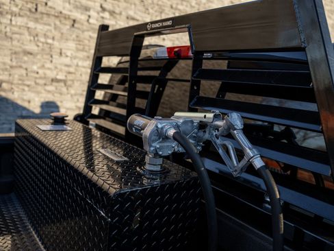 Used 2024 Ford F450 Platinum w/ FX4 Off-Road Package image 22