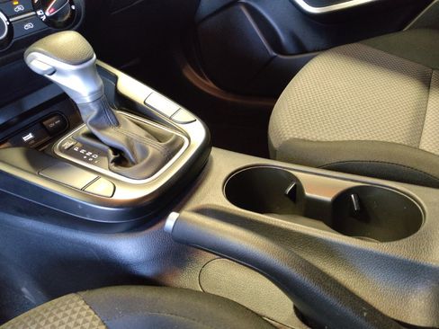 Used 2025 Kia Soul LX image 26