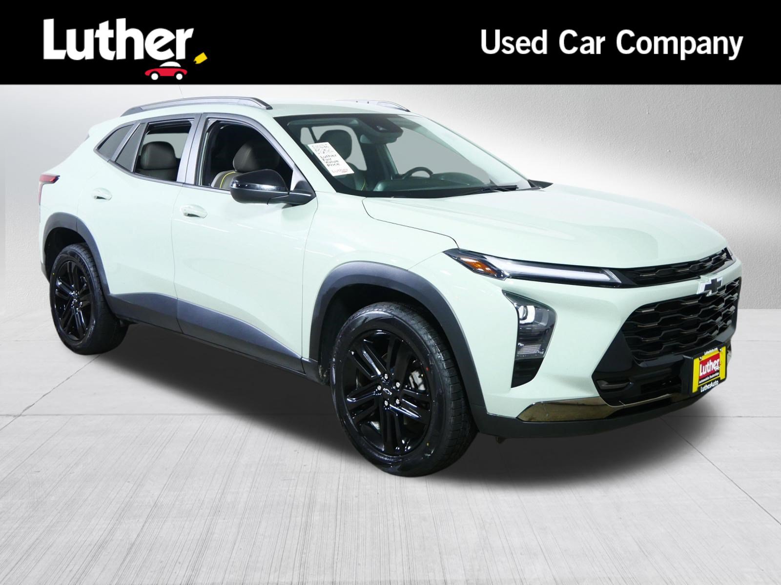 Used 2025 Chevrolet Trax ACTIV w/ Driver Confidence Package FWD image 1