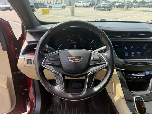 Used 2018 Cadillac XT5 Luxury w/ Driver Awareness Package AWD/4WD image 20