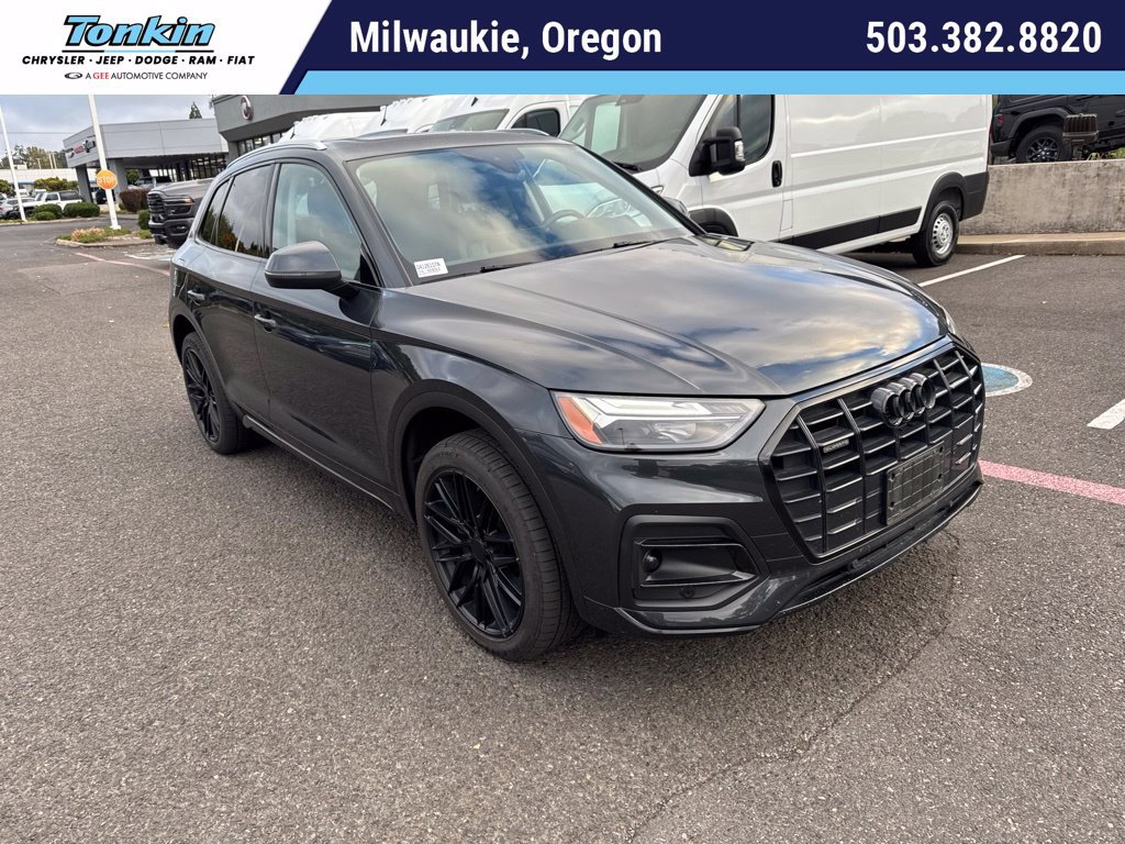 Used 2021 Audi Q5 2.0T Premium w/ Convenience Package AWD/4WD image 1