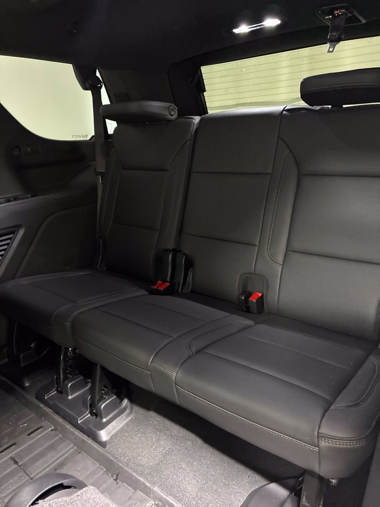 Used 2025 Chevrolet Tahoe High Country AWD/4WD image 25