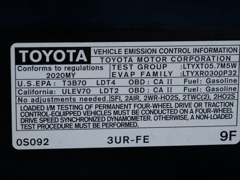 Used 2020 Toyota Tundra SR5 w/ SR5 Leather Package AWD/4WD image 12