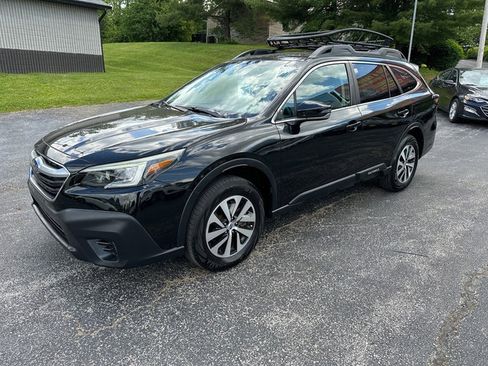 Used 2020 Subaru Outback Premium w/ Popular Package #1 AWD/4WD image 2