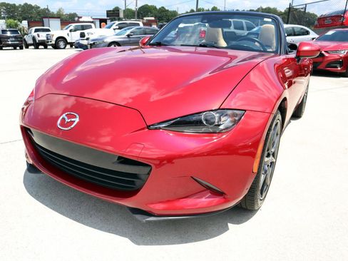 Used 2016 MAZDA MX-5 Miata Grand Touring RWD image 34