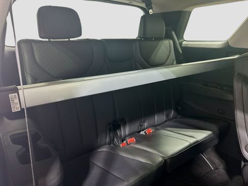 Used 2025 Hyundai Palisade SEL FWD image 26