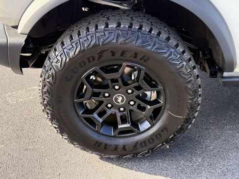 New 2026 Ford Bronco Badlands AWD/4WD image 28