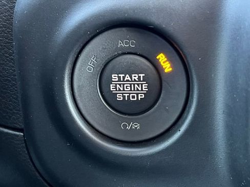 Used 2023 Jeep Wrangler Sport S image 30