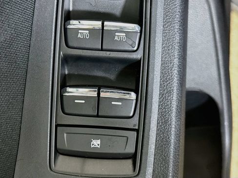 Used 2022 Subaru Ascent Premium AWD/4WD image 18
