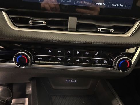 New 2026 Chevrolet Equinox LT w/ Convenience Package II image 21