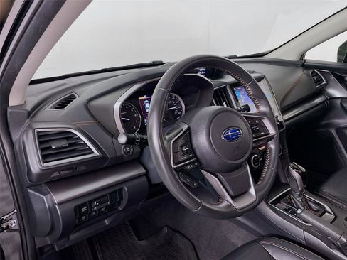 Used 2020 Subaru Crosstrek 2.0i Limited w/ Moonroof Package image 13