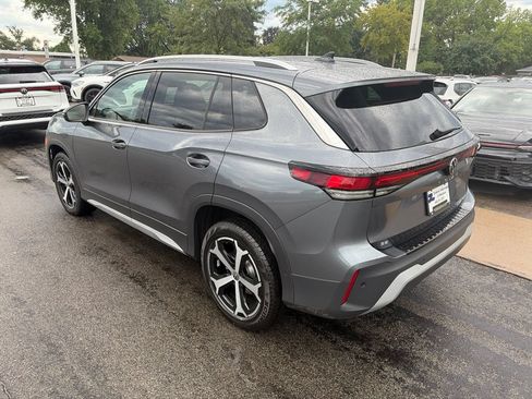 Certified 2026 Volkswagen Tiguan SE AWD/4WD image 4