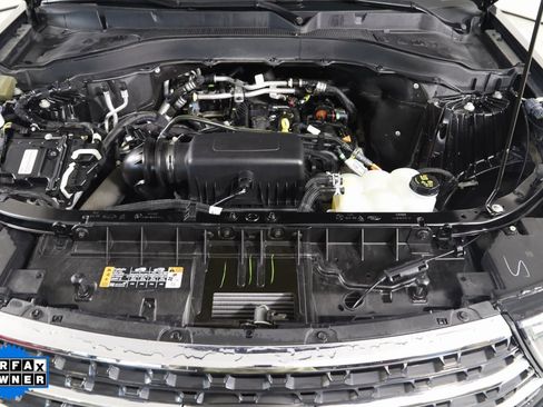 Used 2022 Ford Explorer XLT image 57