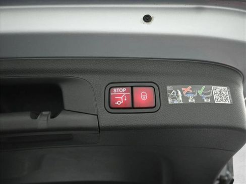 Certified 2026 Mercedes-Benz GLE 350 4MATIC image 25