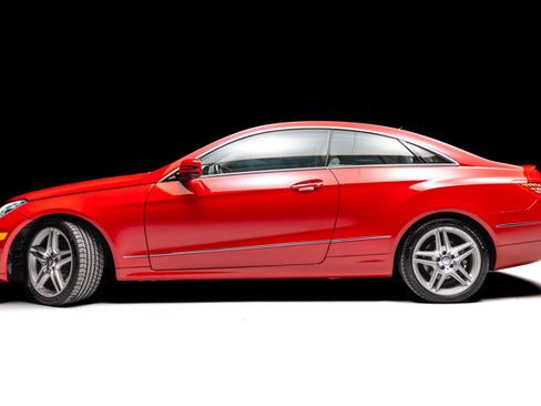 Used 2013 Mercedes-Benz E 350 4MATIC Coupe image 19