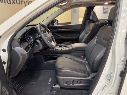 Used 2025 INFINITI QX60 Pure image 8