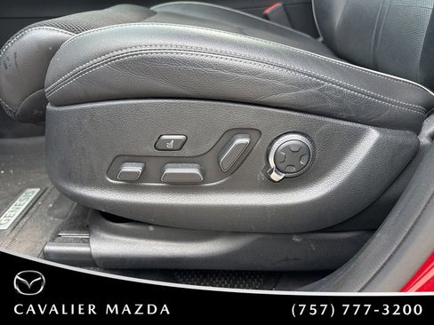 Used 2024 Genesis GV70 2.5T w/ Sport Prestige Package AWD/4WD image 13