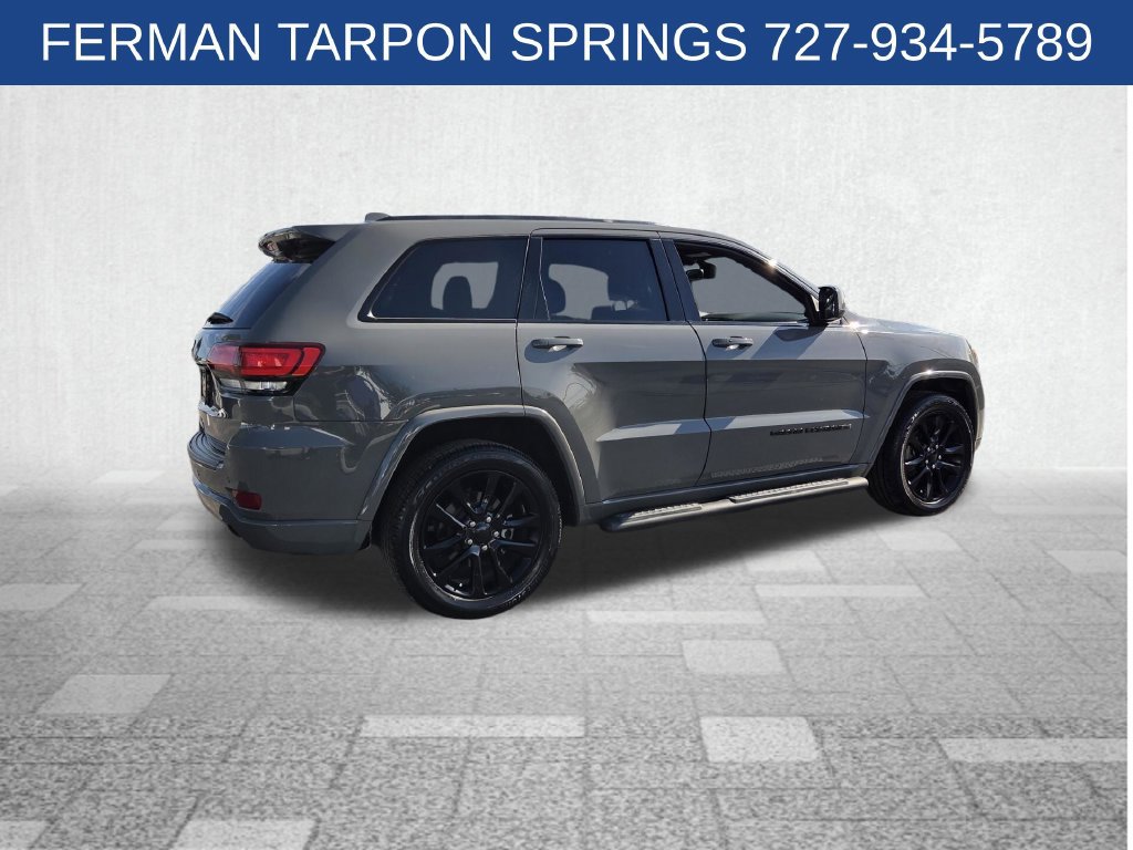 Used 2020 Jeep Grand Cherokee Altitude RWD image 8