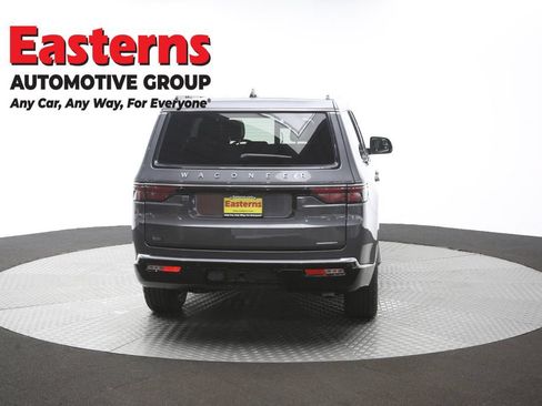 Used 2024 Jeep Wagoneer Series II AWD/4WD image 41