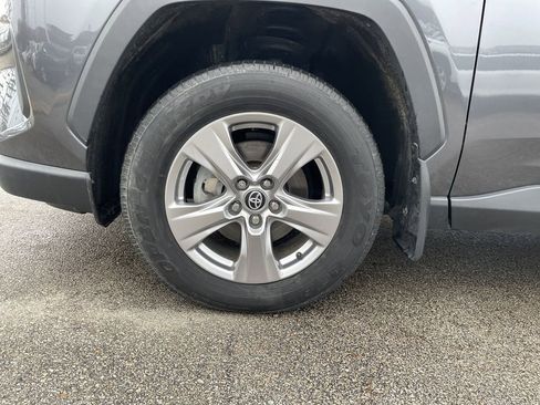 Used 2023 Toyota RAV4 XLE image 9