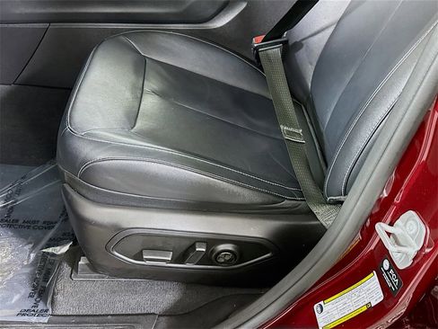 Used 2022 Jeep Grand Cherokee Limited 4xe image 27