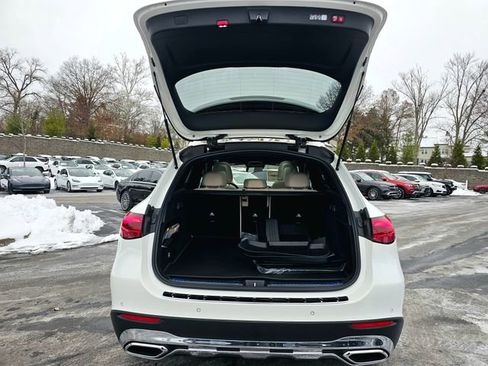 New 2026 Mercedes-Benz GLC 300 4MATIC image 9