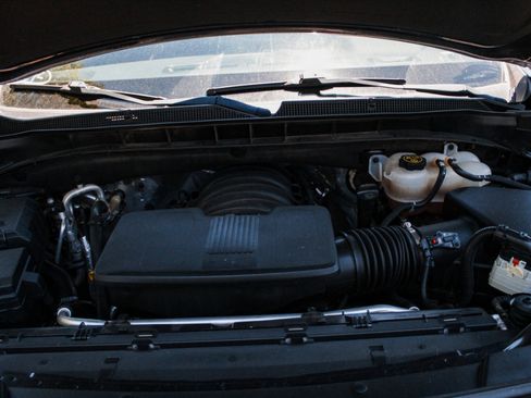 Used 2023 Chevrolet Suburban Premier RWD image 31