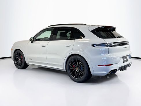New 2026 Porsche Cayenne GTS AWD/4WD image 3